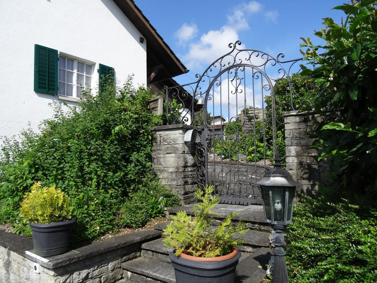 Heidis Gastehaus Bed & Breakfast Niederwil Екстериор снимка